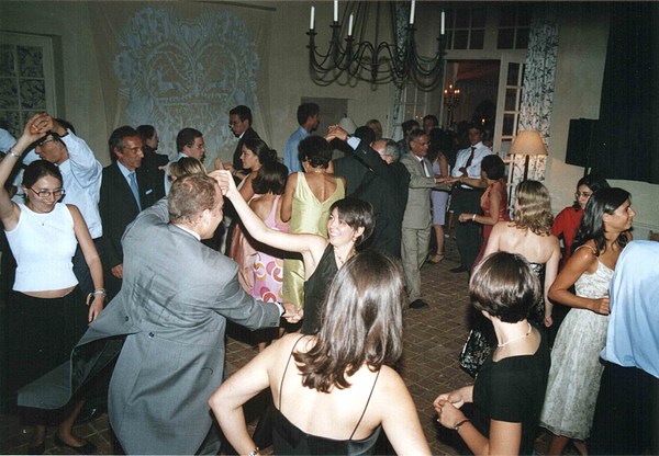 2 salon de danse en mouvement 2006.jpg